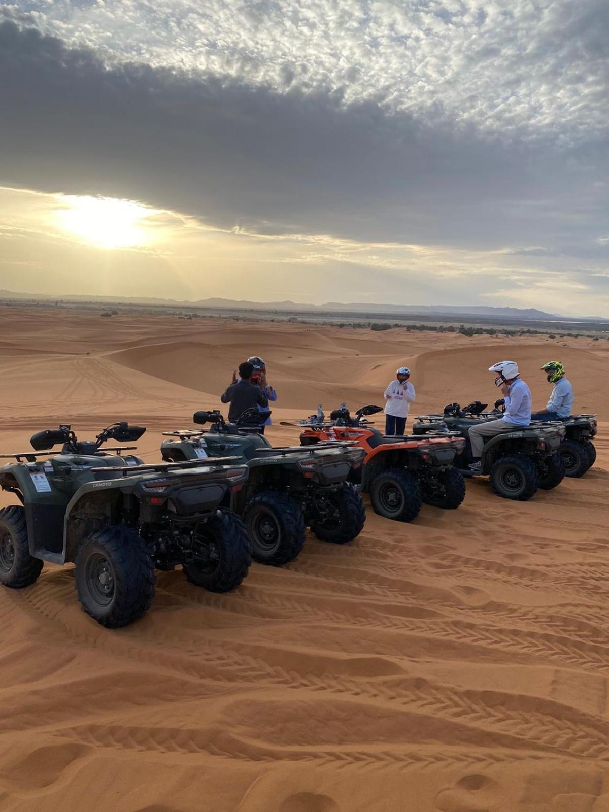Nizar Luxury Tent Merzouga Eksteriør billede